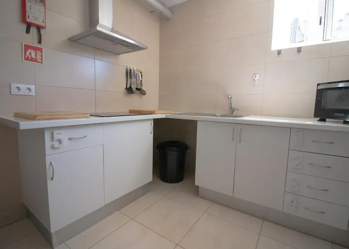 Проживание в семье Casa Do Luiz